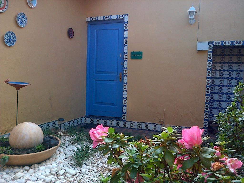 Jubilee Lodge Guest House Йоханнесбург Экстерьер фото
